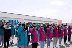  以青春之我，擔時代之責——蘭州新華互聯網中等職業學校新團員入團儀式