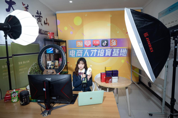 暴露年齡！這些新華老廣告詞里，有你的童年回憶！