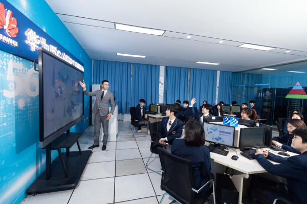沒學歷！就業難？學這些專業不能就業難