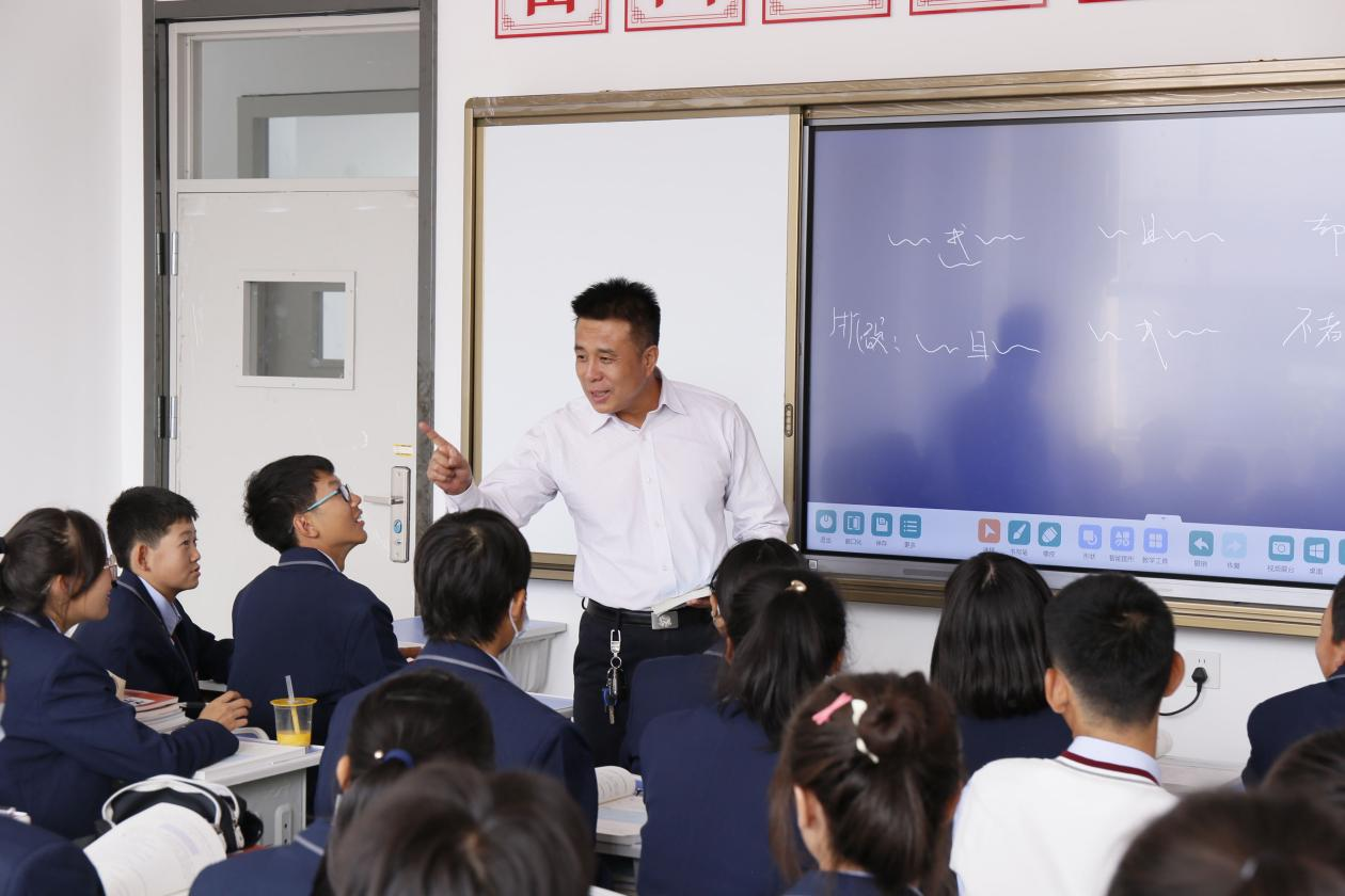 中考不如愿，初中畢業(yè)學什么技術好一點？去哪里學？