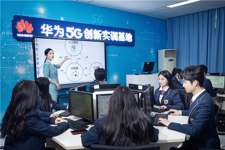 看新華教學(xué)模式,如何培養(yǎng)職業(yè)技能人才!