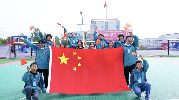 弘揚傳統文化，抒發愛國熱情——蘭州新華雙節活動